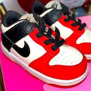 Toddler Nike shoes